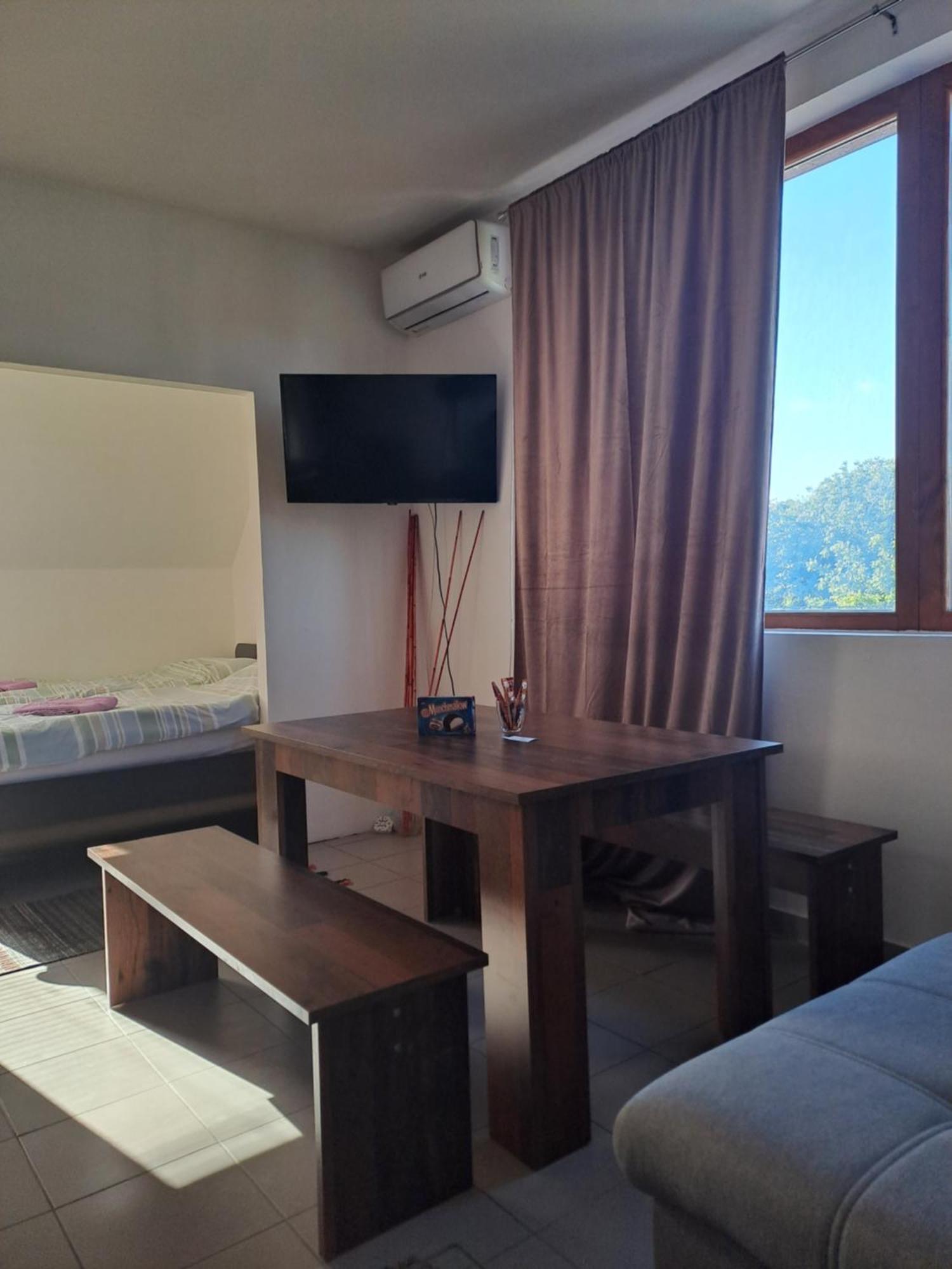 Sofi Apartment Nis Ngoại thất bức ảnh